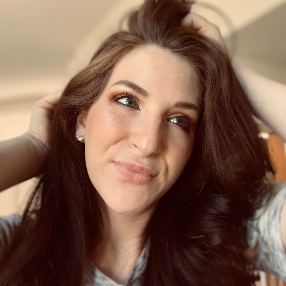 Meet your Posher, Cassaundra